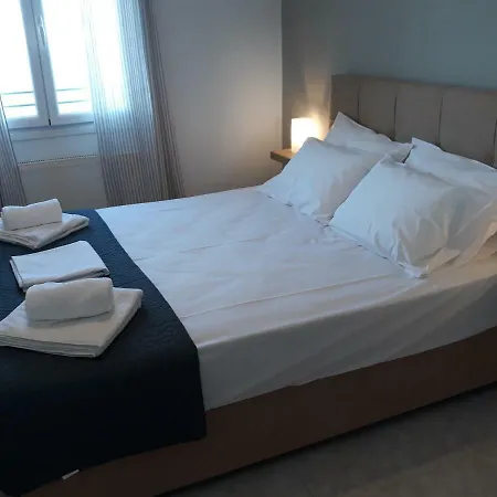 Sea Breeze-vaporia-syros Ermoupoli