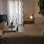 Sea Breeze-vaporia-syros